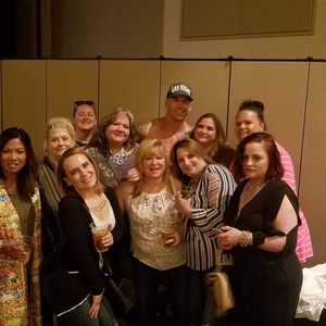 Meet your Posher, Corrine